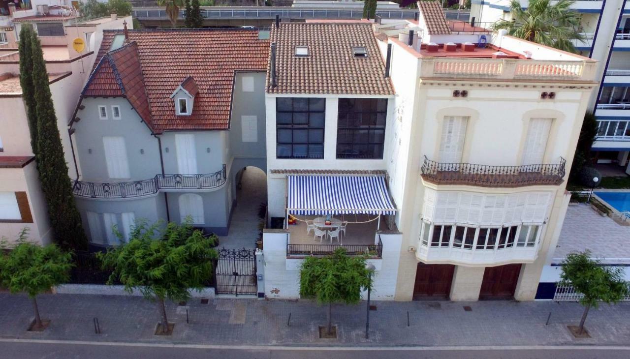 Apartamentos Les Barbes كالديس ديستراك المظهر الخارجي الصورة